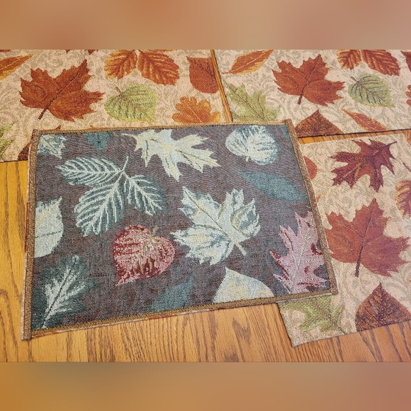 Tapestry Fall Leaf Placemats Set of 4 - Picture 3 of 3